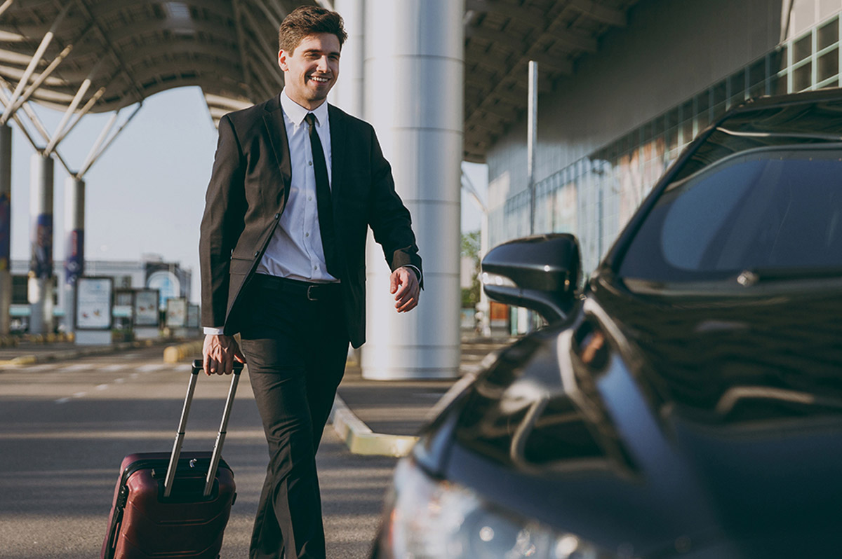 Meet & Greet JFK Airport Limo Service: How It Works & Why It Helps