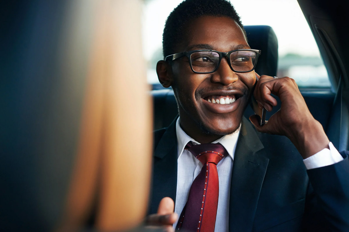 MacArthur Airport (ISP) Limo Transportation Guide for NYC & Long Island Travelers